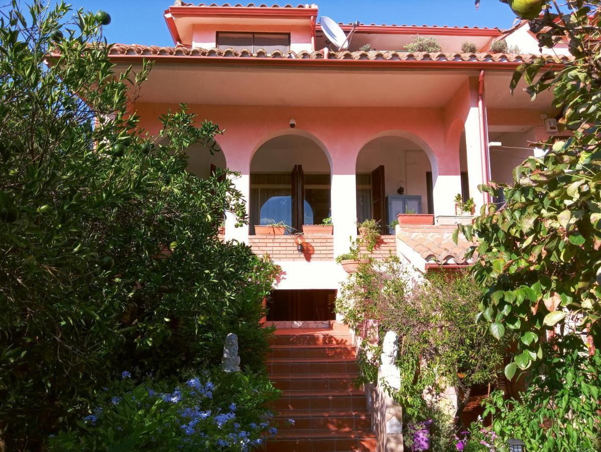 Villa Corrias Siliqua Exterior photo